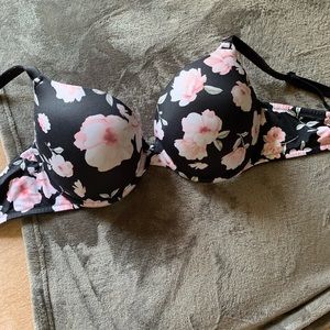 Victoria secret pink bra